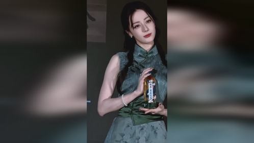 迪丽热巴烟雨江南，茉莉花公主驾到 入梦江南，江南美人！