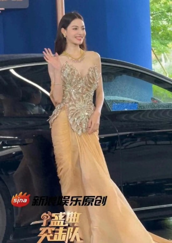钟楚曦Zuhair Murad高定秀场图
