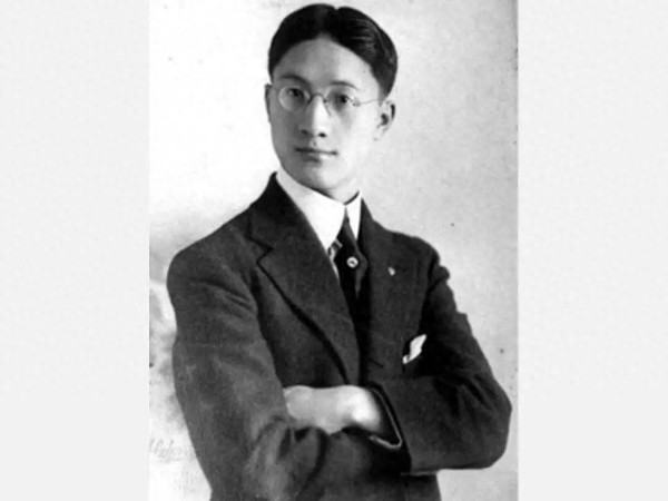 林徽因狠心拒绝徐志摩，多年后对女儿说出原因：他爱的人并不是我