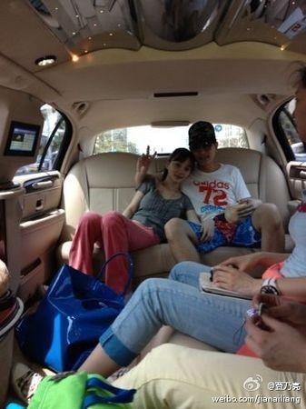贾乃亮富足家底曝光计划近期与李小璐领证