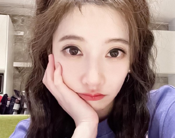 华语流行音乐金曲榜各大当红歌手上榜，冯提莫新歌荣获双冠