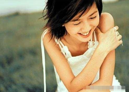 孙燕姿为什么受欢迎？肖战、张钰琪都是她粉丝，堪称明星收割机