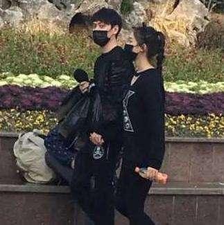 历数冯绍峰前女友，杨幂最出名，安以轩最用心，居然还有姐弟恋？