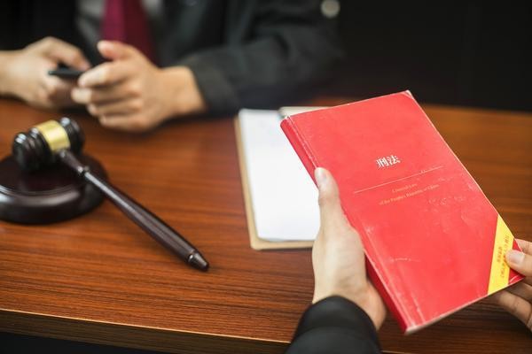 联名品牌传播分析图表：揭示营销策略的成功之道图1