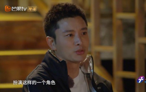 家人太宠溺甜馨，贾乃亮无奈对女儿严厉：孩子最怕我