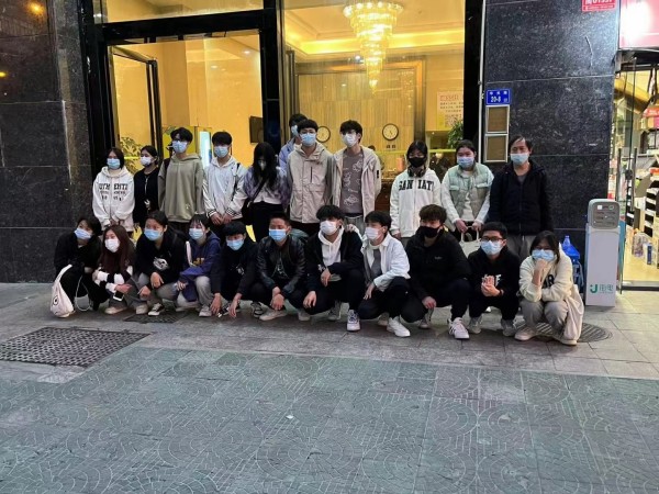 饭店充场/座谈会充场团队 明星发布会观众充场 明星歌迷粉丝 群众演员供应/过千场经验