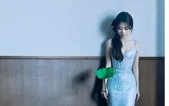 谭松韵水蓝色人鱼裙 温婉典雅