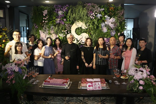 唐人影视办乔迁派对 不忘初心“再出发，从头越”