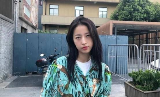 又飒又爽的小姐姐，这个女演员太有魅力了，你看过她的作品吗？