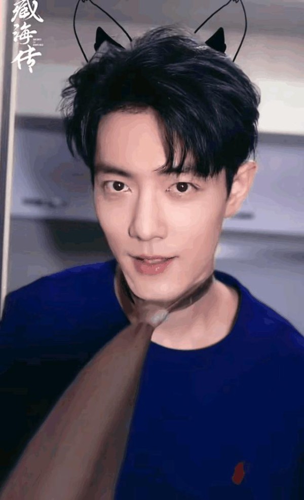 肖战与女主对视镜头
