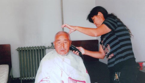 资料：万名孝星代表——乔永梅