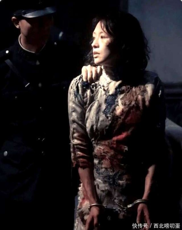 章子怡事业新动向，离开汪峰后，她如何开启人生新篇章