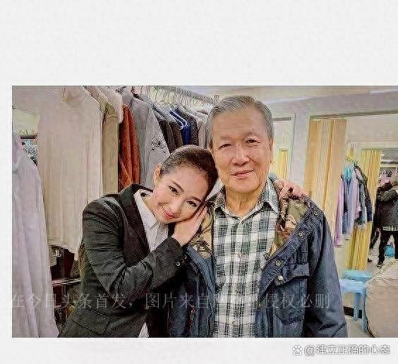 TVB前资深老戏骨直说无好对手而离巢：会不会得罪好多人？