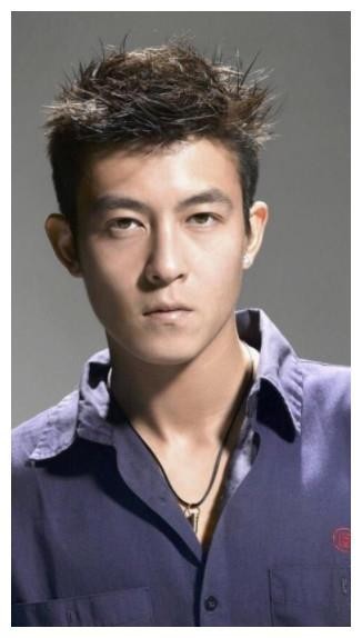 继陈冠希艳照门事件后，又一男星隐私泄露，微博发文大爆粗口