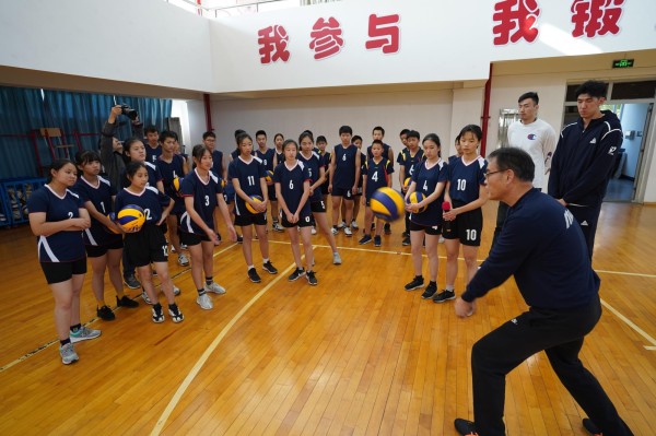 娱乐产业之光，明星背后的故事与职业道德操守探讨