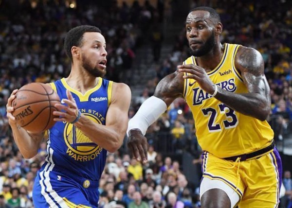 NBA现役只有三个超巨，两个巨星，其他人都只能算是全明星