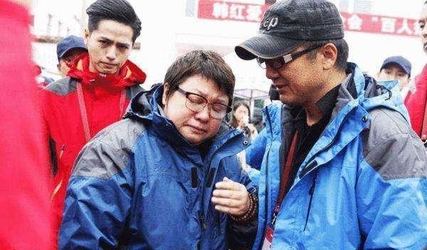 娱乐圈做公益不求回报的4位明星，韩红仅排第二，第一名毋庸置疑