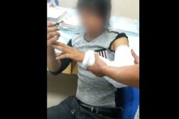 外国男网红吃瓜视频大全,揭秘外国男网红的趣味生活瞬间