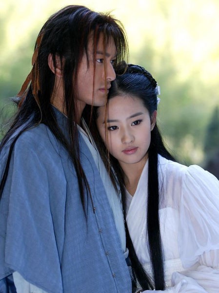 “情郎”冯绍峰黄晓明微博齐迎刘亦菲