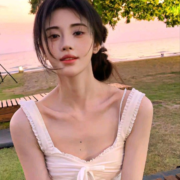 鞠婧祎起诉丝芭开庭取消，合约纠纷再添悬念