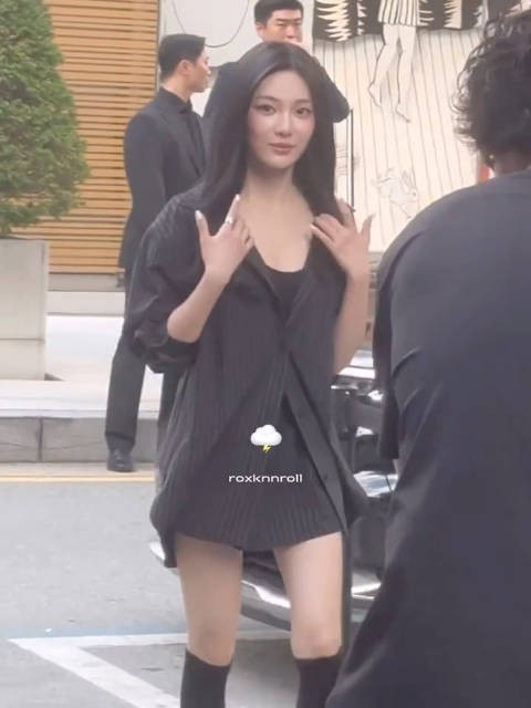 好美的黑长直宁宁
