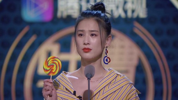 吐槽大会：黄圣依现场5秒飙泪，王晶不屑烂片质疑，直言都是钞票