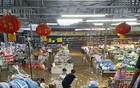榕江最大超市被淹损失千万，网友调侃：那么有钱我就不捐了