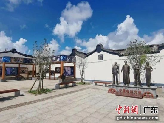 广东汕头潮南区成田镇上盐村以电影文化推动乡村振兴。受访者供图