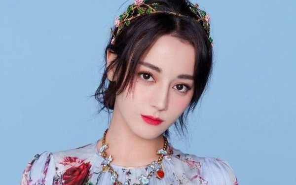 4位被称为收视率女王的明星：杨幂迪丽热巴郑爽都比不过她