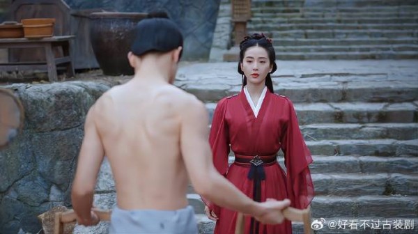 士兵们发疯，都想和如意生孩子，结果一听她的身份吓坏