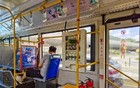 多地公交增设冰柜卖冷饮 网友：上车2元下车62元