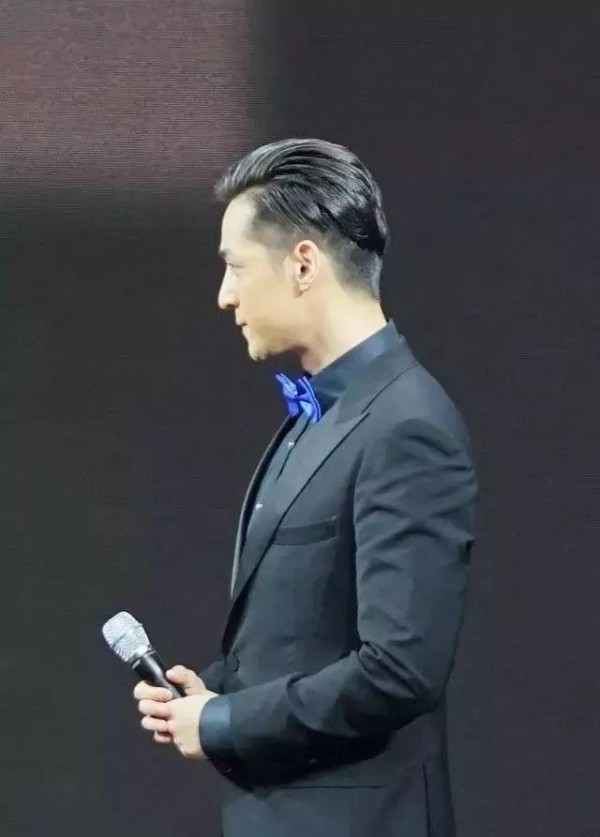 胡歌时隔六年再拍电影，众星云集助阵，网友：我们欠他一个影帝
