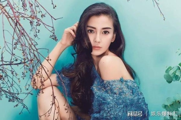 娱乐圈当红小花旦排行，baby垫底热巴第二，第一实至名归！