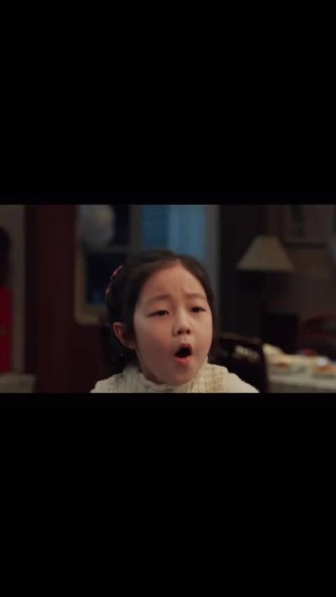 洪亮女儿发言这架势，一看就是体制内好苗子！