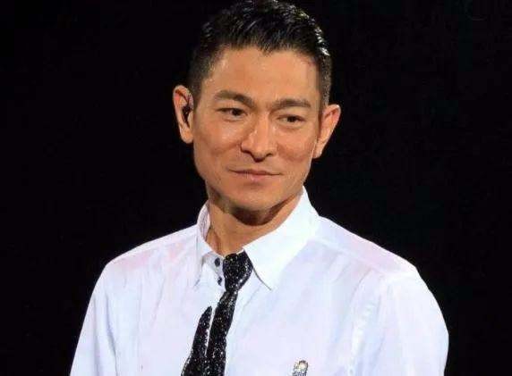 什么样的歌手是一线歌手？