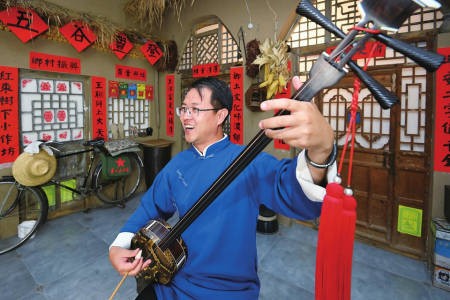 临县三弦书传承人薛卫滨