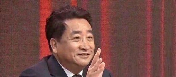 娱乐圈的人是如何评价姜昆的？不仅相声说得好，人品也好