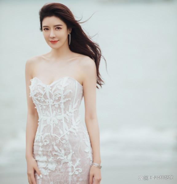 周韦彤的经纪人丨“书写属于自己的精彩篇章”
