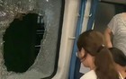 砸开火车窗户的，是一位漂亮的中国人！