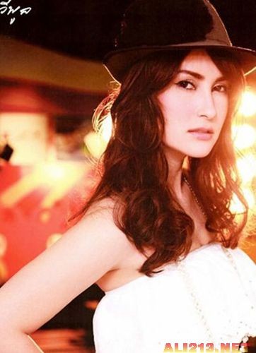 泰国十大最美艳女星 不是所有美女都是人妖