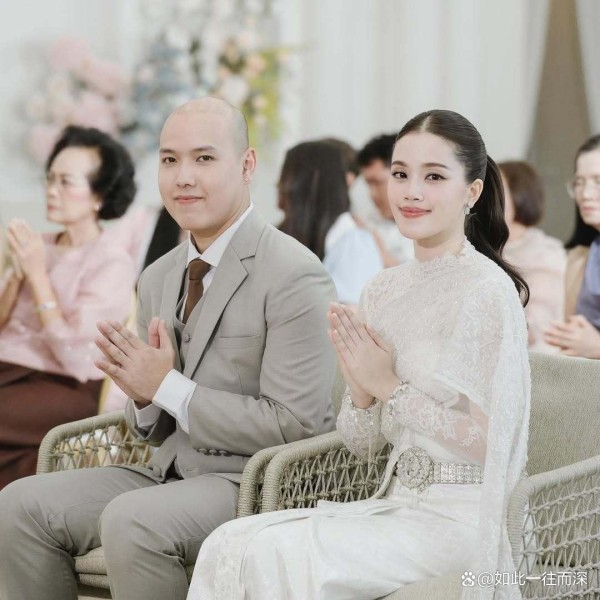 祝贺！羽坛情侣喜结连理，新娘三度入选十大女神