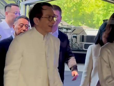 李连杰62岁寿辰宴众星云集,港台明星齐贺
