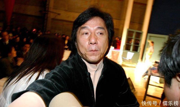 成龙公开爆料，明星们做假慈善，震惊整个娱乐圈