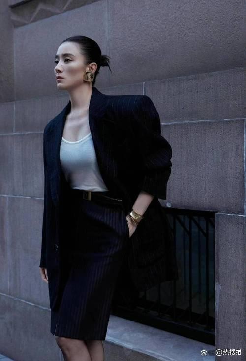 女演员吐槽高跟鞋难穿引热议 明星红毯的松弛感暴击