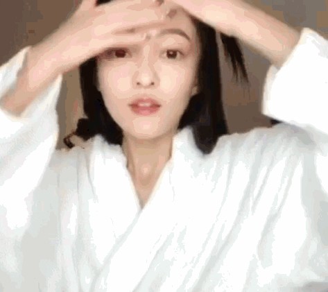明星经常化妆，为啥皮肤还那么好？除了贵的护肤品还因有“它们”