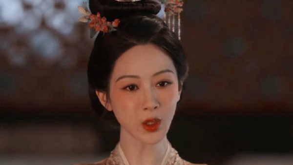 女子本不易不应该互相为难，要为自己而活，县主一定要快点清醒啊！