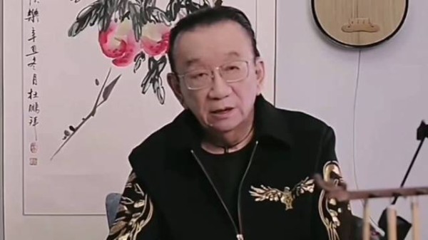 侯耀华讲述妻子去世10多年未再婚的原因