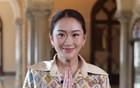 佩通坦就不下台，一架泰专机直飞中国