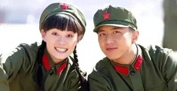 邓超孙俪：慈善之路上的“楷模伉俪”，爱情与公益的“幸福甜蜜”