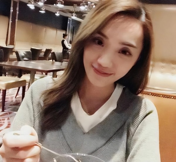 胡歌妻子是谁在一起多少年了胡歌妻子黄曦宁个人资料背景简介